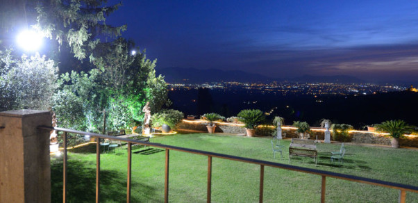 Palazzo Bove vista panoramica di notte